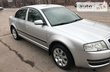 Седан Skoda Superb 2005 в Мариуполе