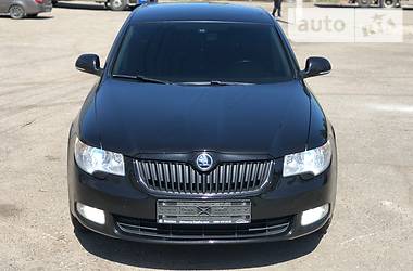 Седан Skoda Superb 2012 в Дніпрі