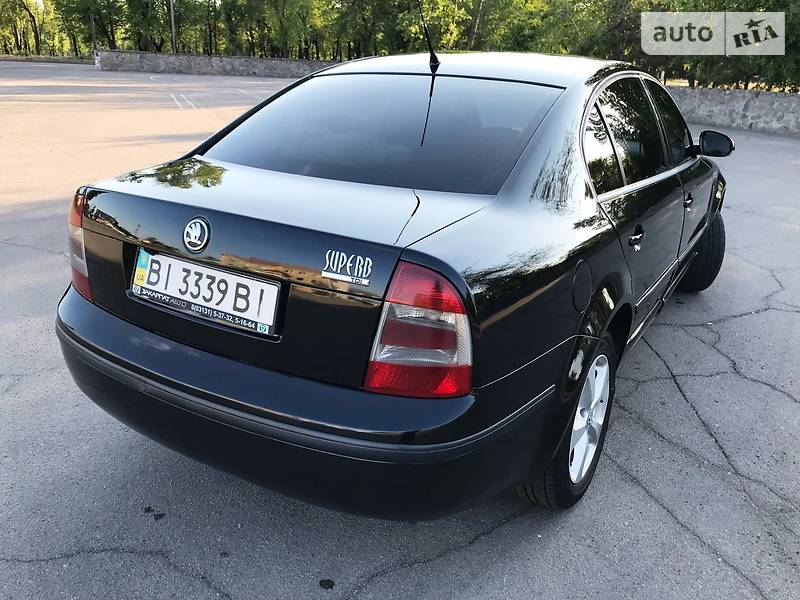 Седан Skoda Superb 2006 в Горишних Плавнях