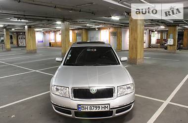 Седан Skoda Superb 2002 в Одессе