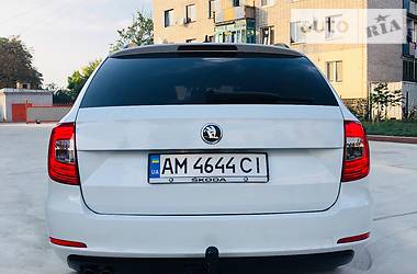 Універсал Skoda Superb 2014 в Коростені