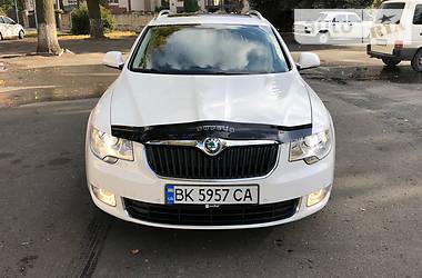 Универсал Skoda Superb 2010 в Тернополе