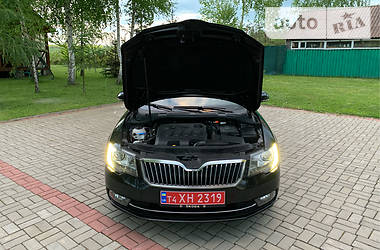 Универсал Skoda Superb 2015 в Луцке