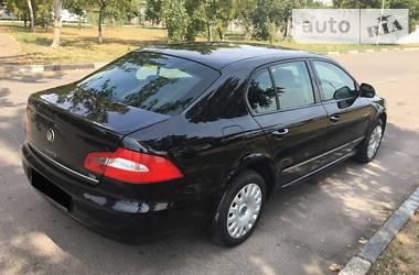 Седан Skoda Superb 2011 в Херсоне