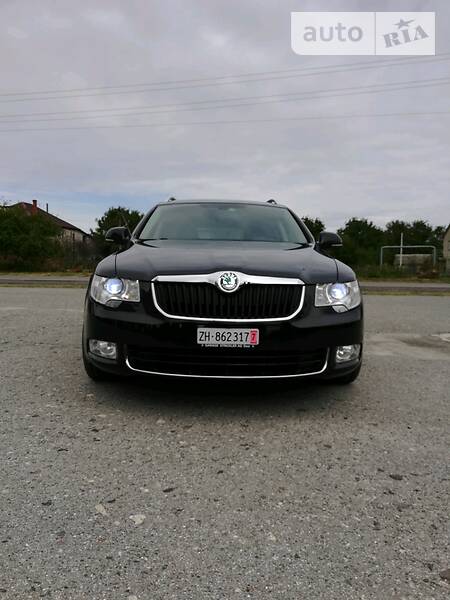 Универсал Skoda Superb 2010 в Дубно