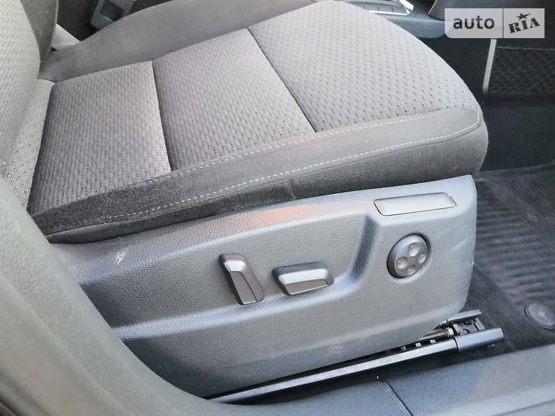 Седан Skoda Superb 2011 в Києві