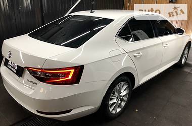 Седан Skoda Superb 2017 в Сумах