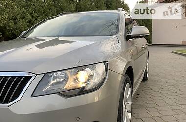 Универсал Skoda Superb 2013 в Ивано-Франковске