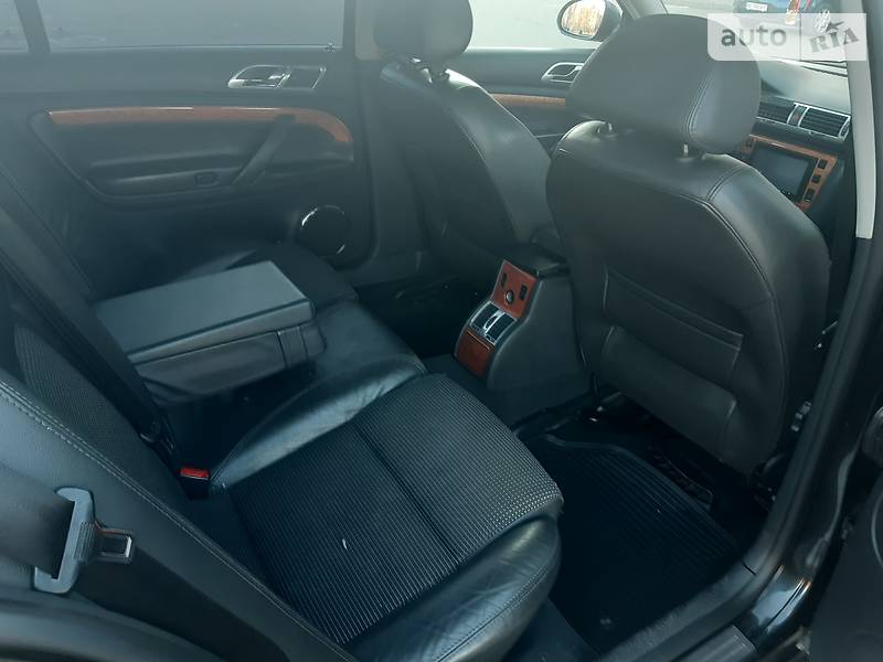 Седан Skoda Superb 2008 в Кривому Розі