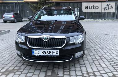 Універсал Skoda Superb 2011 в 
