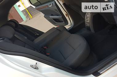 Седан Skoda Superb 2013 в 