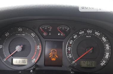 Седан Skoda Superb 2005 в 
