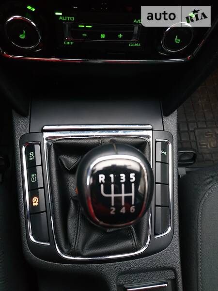 Універсал Skoda Superb 2015 в Києві