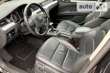 Універсал Skoda Superb 2011 в 
