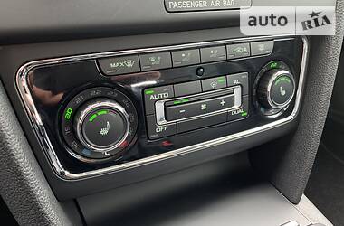 Універсал Skoda Superb 2011 в 