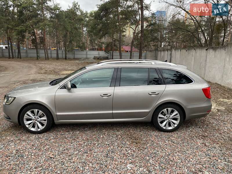 Універсал Skoda Superb 2013 в Києві