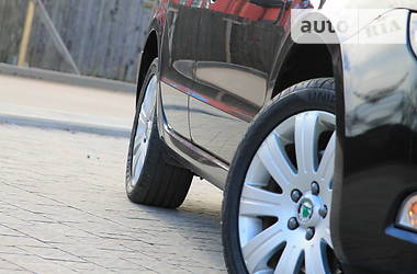 Седан Skoda Superb 2010 в 