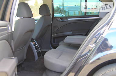 Седан Skoda Superb 2010 в 
