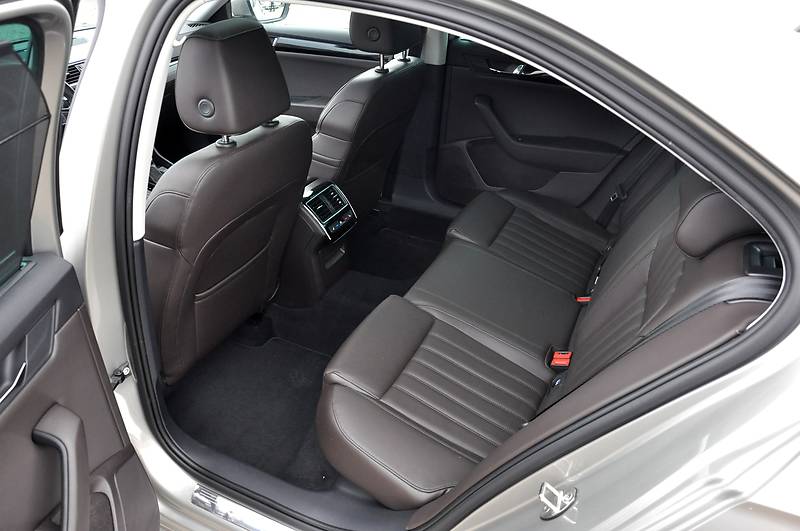 Седан Skoda Superb 2017 в Львові фото 47 Седан Skoda Superb 2017 в Львові