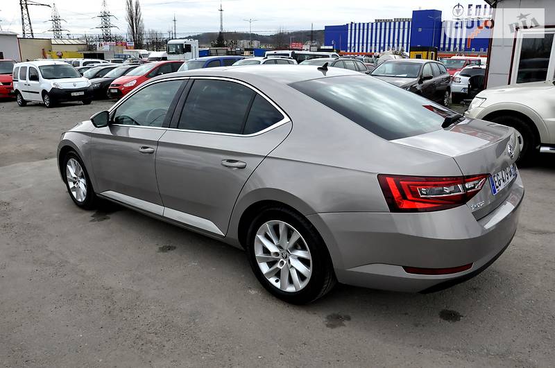Седан Skoda Superb 2017 в Львові фото 23 Седан Skoda Superb 2017 в Львові