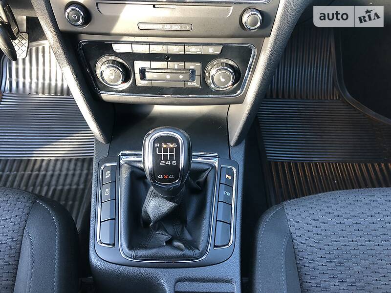 Універсал Skoda Superb 2011 в Радивиліві
