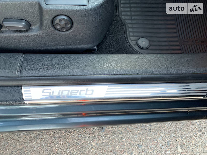 Універсал Skoda Superb 2013 в Львові