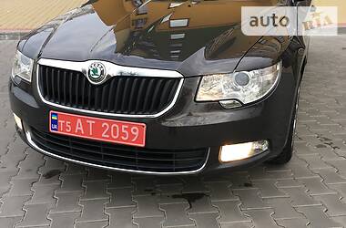 Седан Skoda Superb 2010 в Луцке