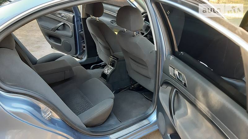 Седан Skoda Superb 2004 в Кропивницькому