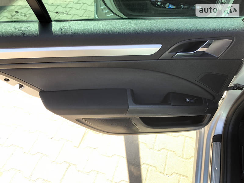 Універсал Skoda Superb 2010 в Житомирі