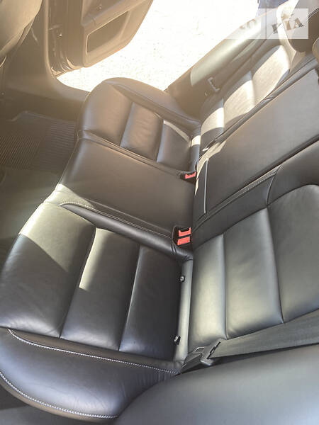 Седан Skoda Superb 2010 в Кривому Розі