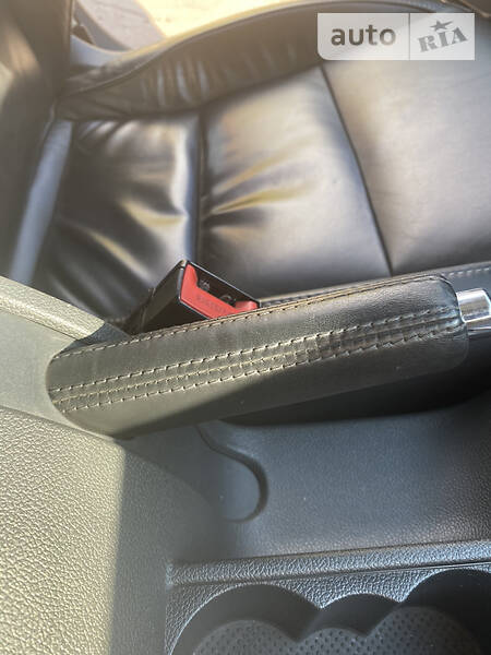 Седан Skoda Superb 2010 в Кривому Розі