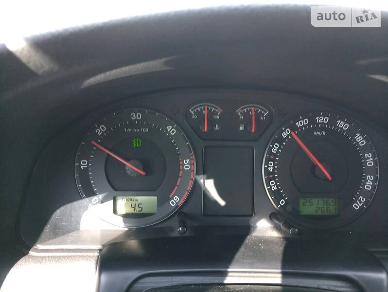 Седан Skoda Superb 2002 в Києві фото 10 Седан Skoda Superb 2002 в Києві