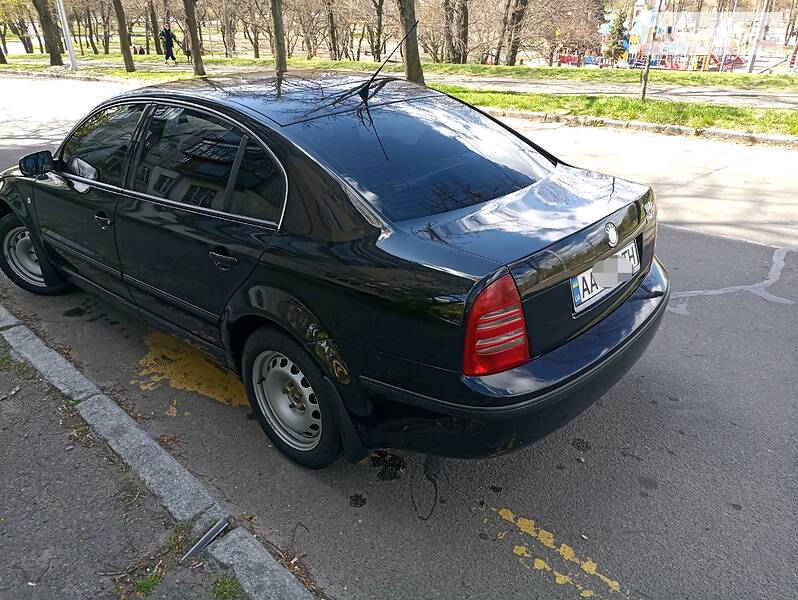 Седан Skoda Superb 2002 в Києві фото 5 Седан Skoda Superb 2002 в Києві