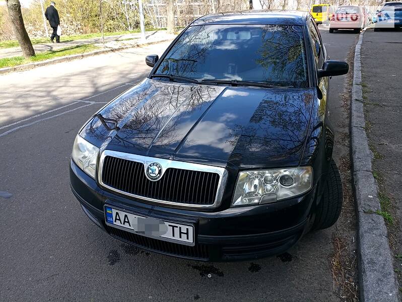 Седан Skoda Superb 2002 в Києві фото Седан Skoda Superb 2002 в Києві