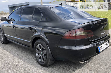 Седан Skoda Superb 2010 в Днепре