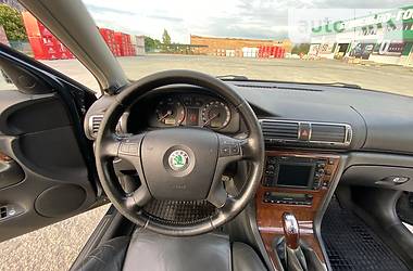 Седан Skoda Superb 2006 в Нікополі