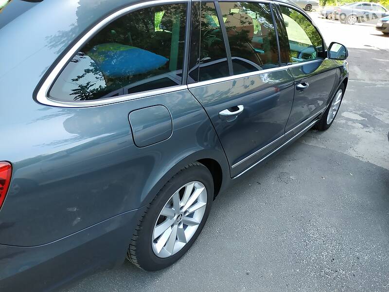 Універсал Skoda Superb 2015 в Києві