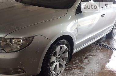 Універсал Skoda Superb 2010 в 