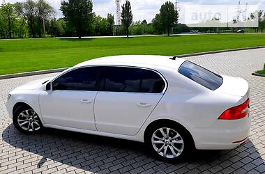 Ліфтбек Skoda Superb 2014 в 