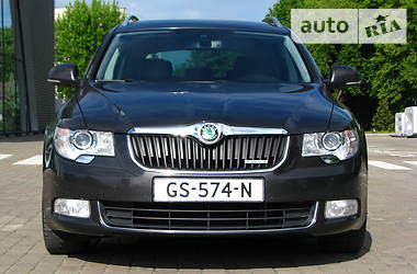 Универсал Skoda Superb 2011 в Львове