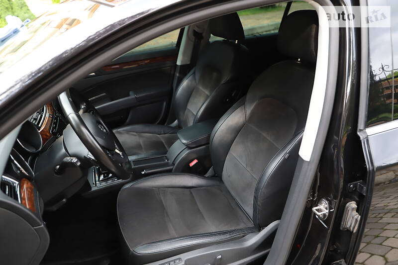 Седан Skoda Superb 2015 в Івано-Франківську