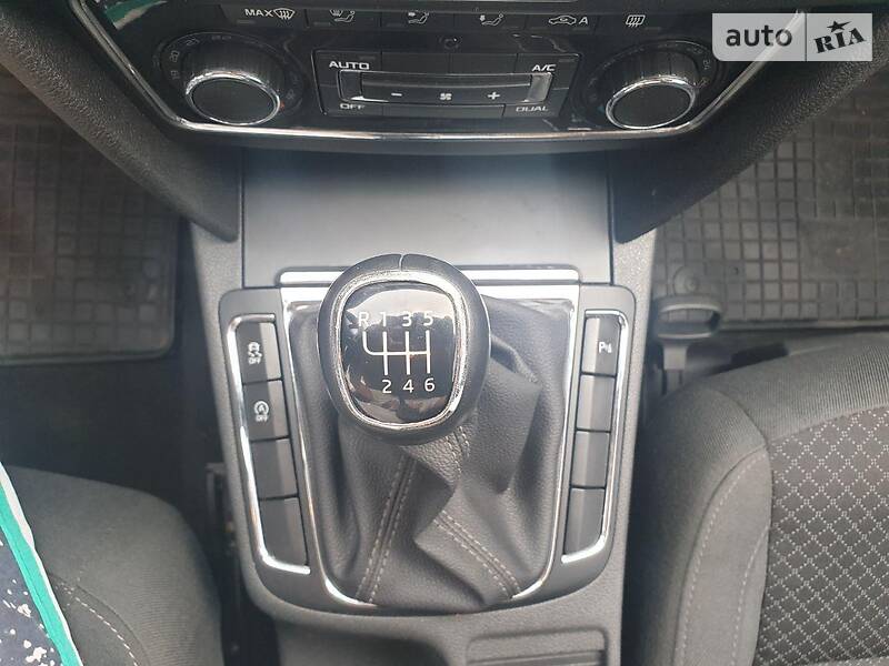 Універсал Skoda Superb 2013 в Вінниці