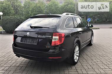 Универсал Skoda Superb 2015 в Луцке