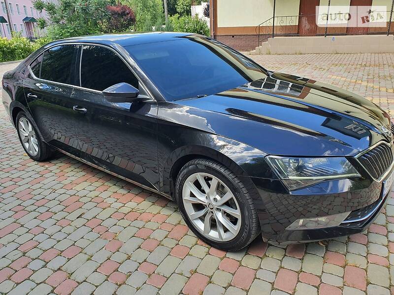 Седан Skoda Superb 2016 в Вінниці
