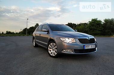 Універсал Skoda Superb 2010 в 