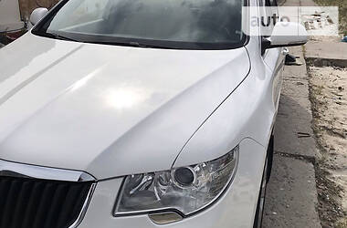 Универсал Skoda Superb 2011 в Киеве