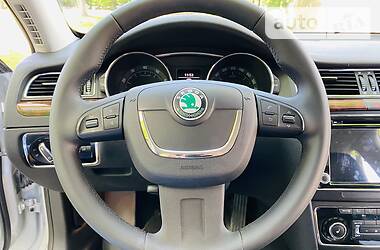 Седан Skoda Superb 2013 в Каменском