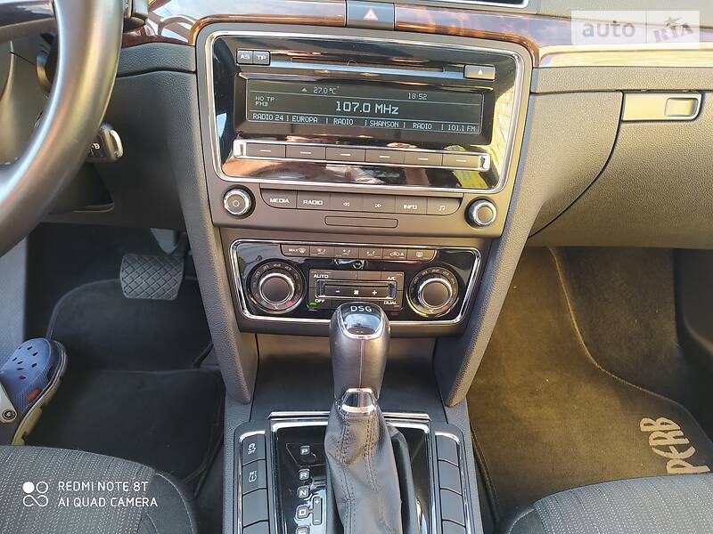 Седан Skoda Superb 2014 в Києві