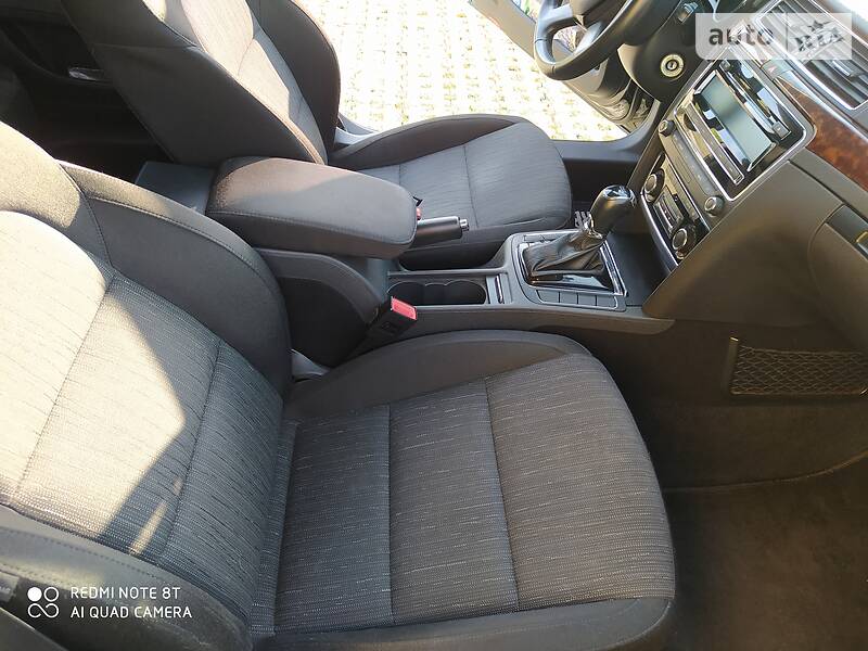 Седан Skoda Superb 2014 в Києві