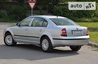 Седан Skoda Superb 2008 в Днепре